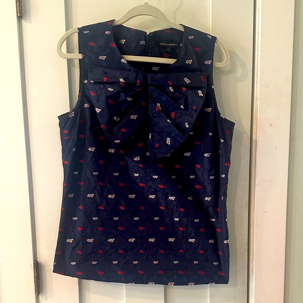 Banana Republic navy Giant bow Blue‎ Patterned Blouse
Size 14